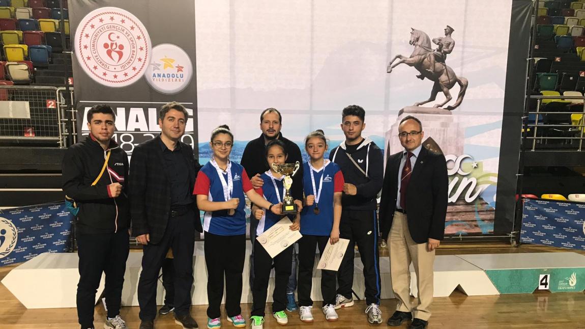 Masa tenisi ekibimiz Türkiye şampiyonu.